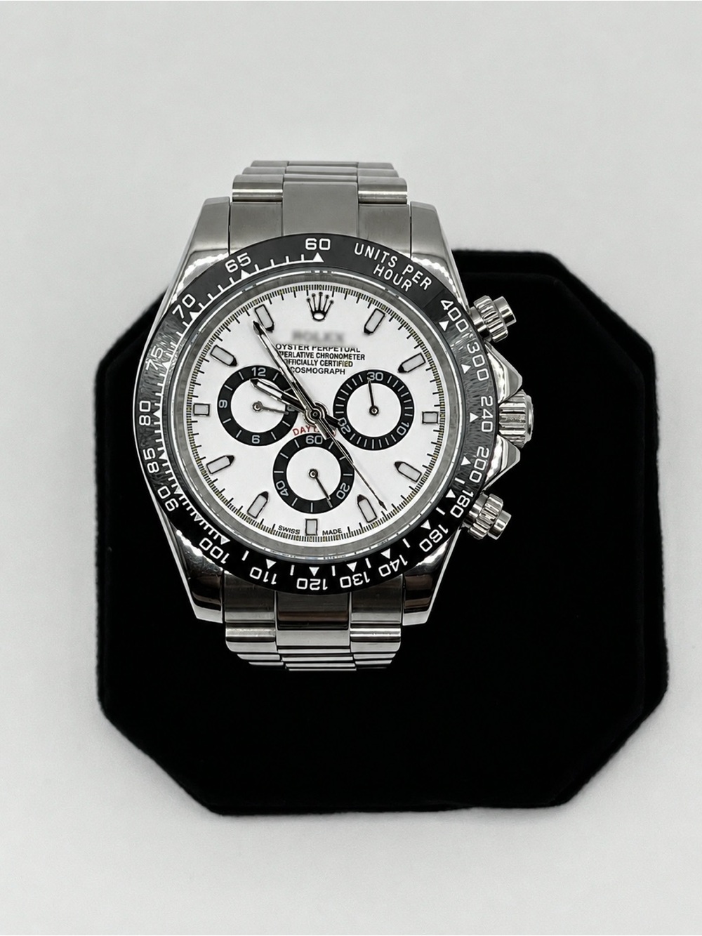 Luxury Panda Dial Chronograph Watch Stainless Steel Men’s Sport Timepiece